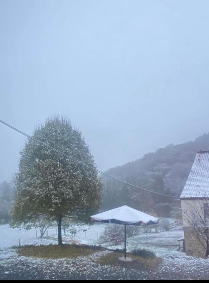 Le Ranch Des Aguesses Villa Andenne Esterno foto